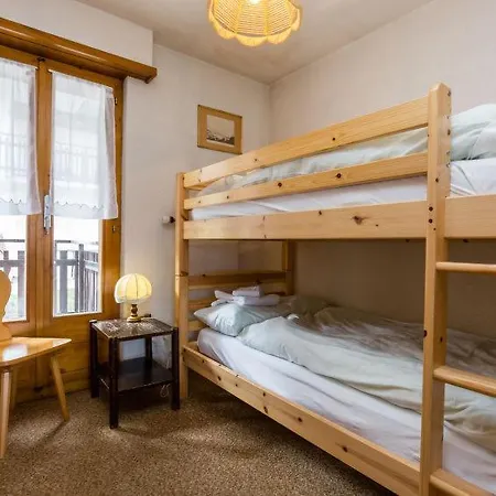Sleeps 8 Wifi